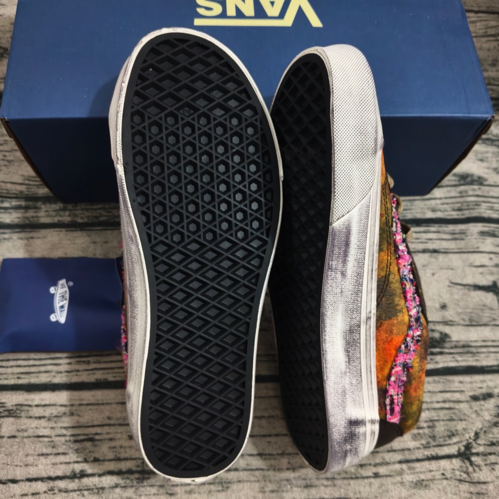 Vans Women's Multicolor Tie-Dye Canvas Sneakers with Brown Toe Caps - Picture 8 of 13